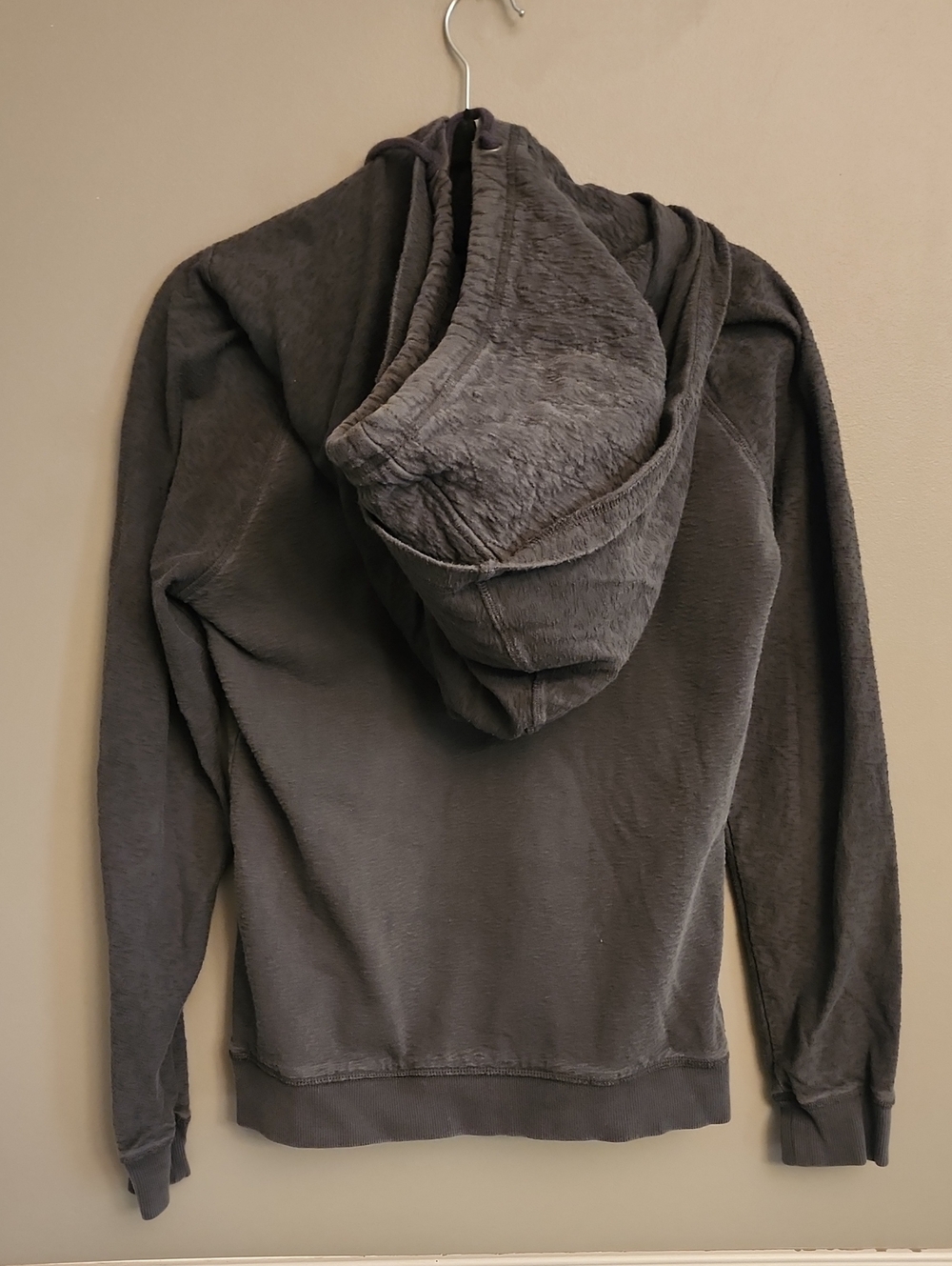 Harley-Davidson Hoodie with Front Logo - Picture 3 of 16